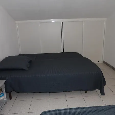 Belle Maison 6 Pers Au Port De St Cyprien Holiday home *