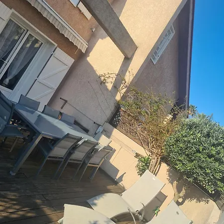 Holiday home Belle Maison 6 Pers Au Port De St Cyprien Saint-Cyprien (Pyrenees-Orientales)